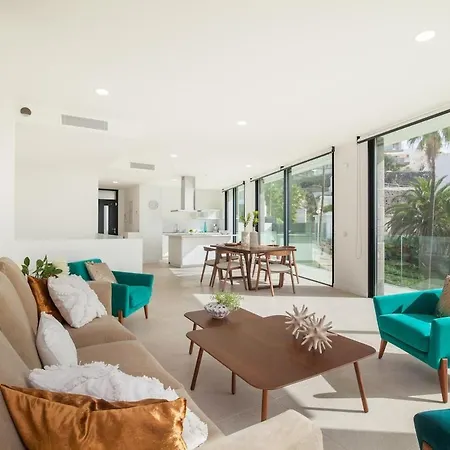 Lux D With Heated Pool, Ocean View Costa Adeje (Tenerife)