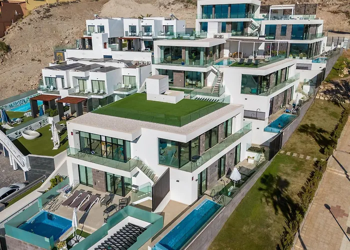 Lux D With Heated Pool, Ocean View Costa Adeje (Tenerife)