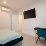 Lux D With Heated Pool, Ocean View * Адехе
