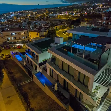 Lux D With Heated Pool, Ocean View Вілла Адехе