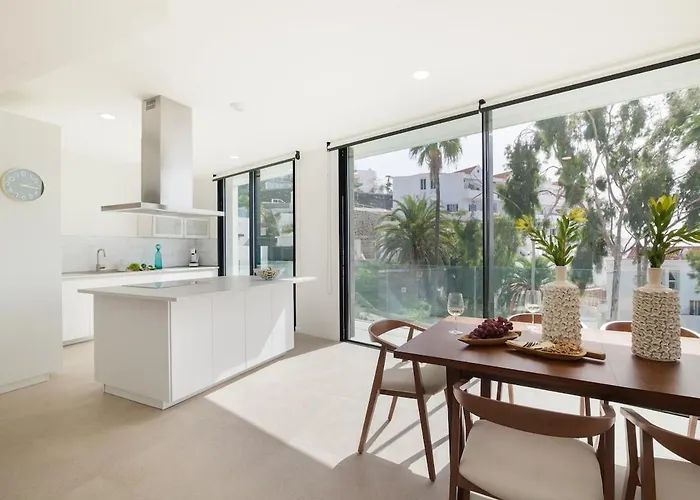 Lux D With Heated Pool, Ocean View *