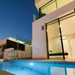 Villa Villa D With Priv, Heated Pool, Ocean View The View Tenerife *